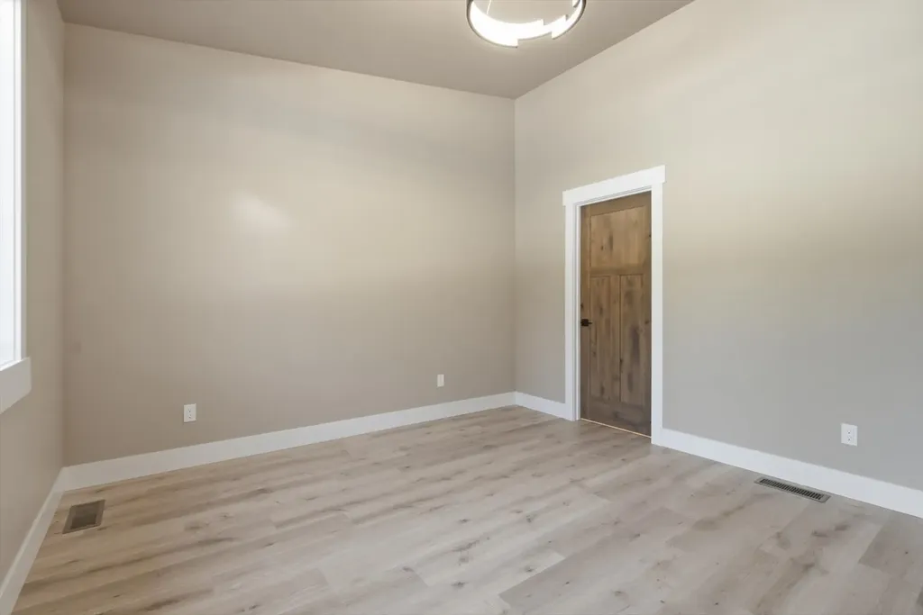 1004 Boon Road Somers MT 59932