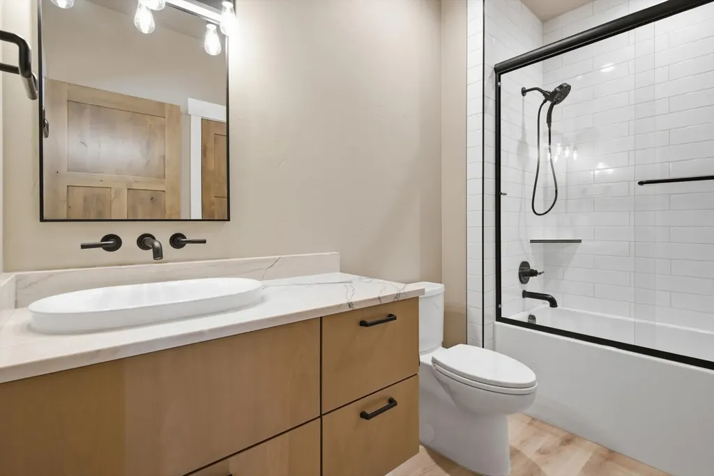 1004 Boon Road Somers MT 59932
