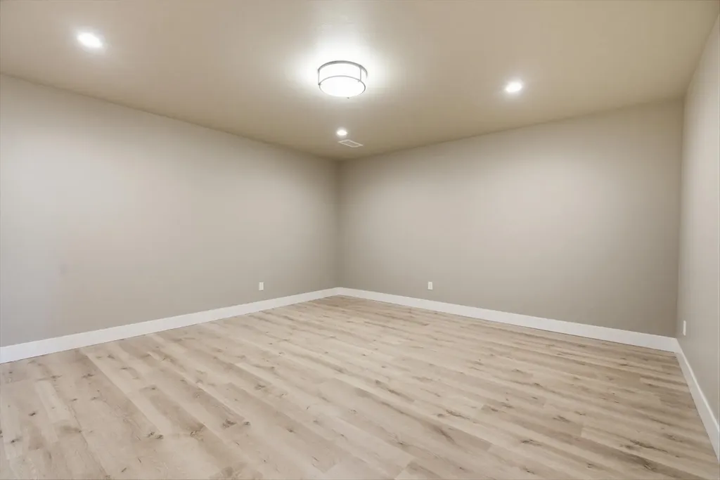 1004 Boon Road Somers MT 59932