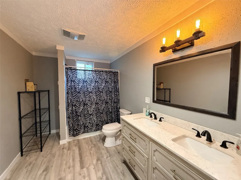 8 Charles Hill Road Plains MT 59859