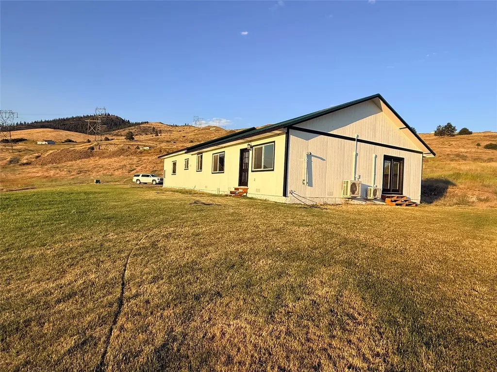 8 Charles Hill Road Plains MT 59859