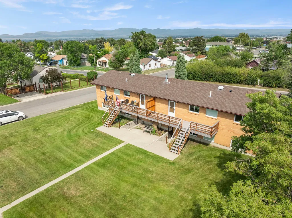2024 Villard Avenue Helena MT 59601