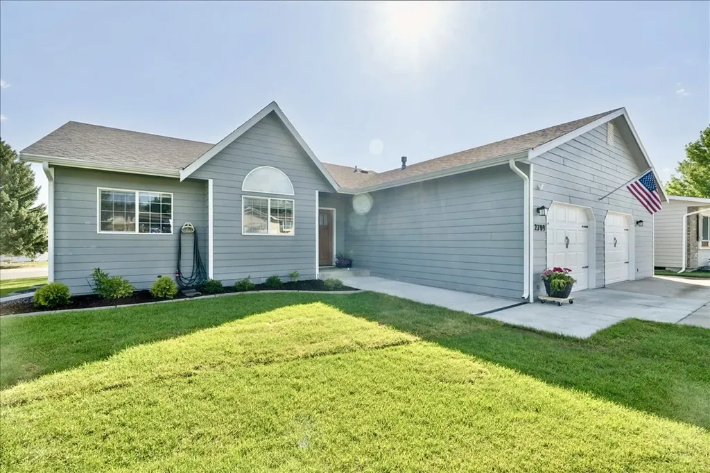 2709 Bitterroot Drive Great Falls MT 59404