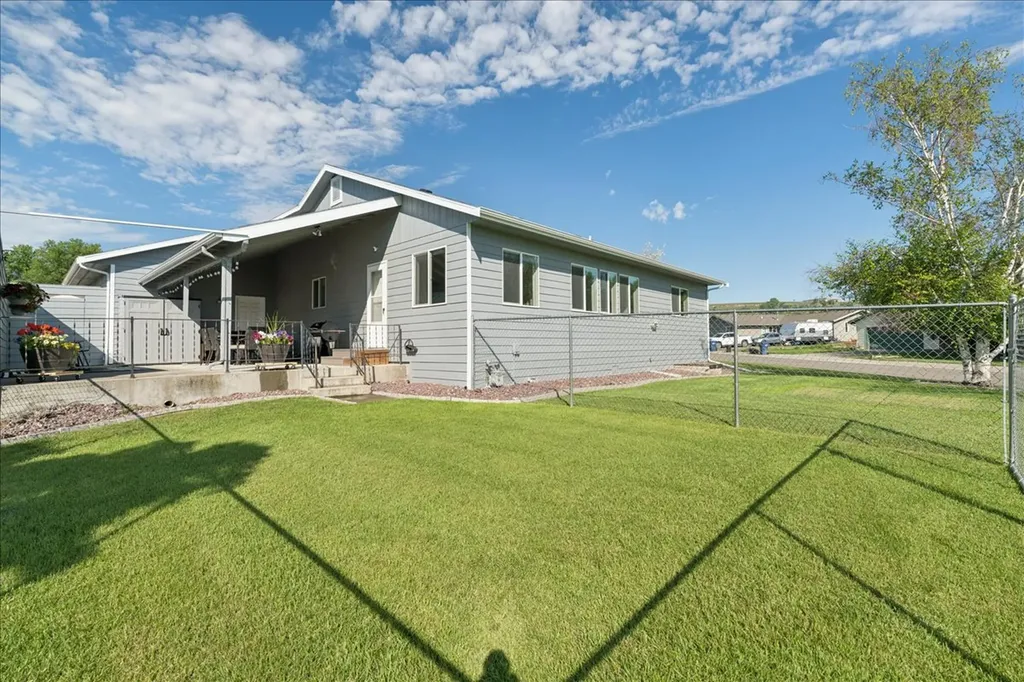 2709 Bitterroot Drive Great Falls MT 59404