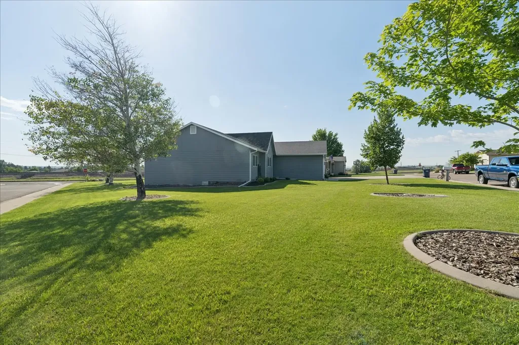 2709 Bitterroot Drive Great Falls MT 59404
