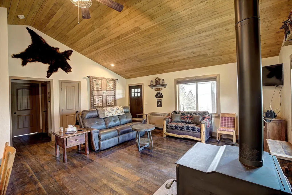 440 High Ridge Trail Kila MT 59920