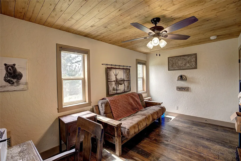 440 High Ridge Trail Kila MT 59920