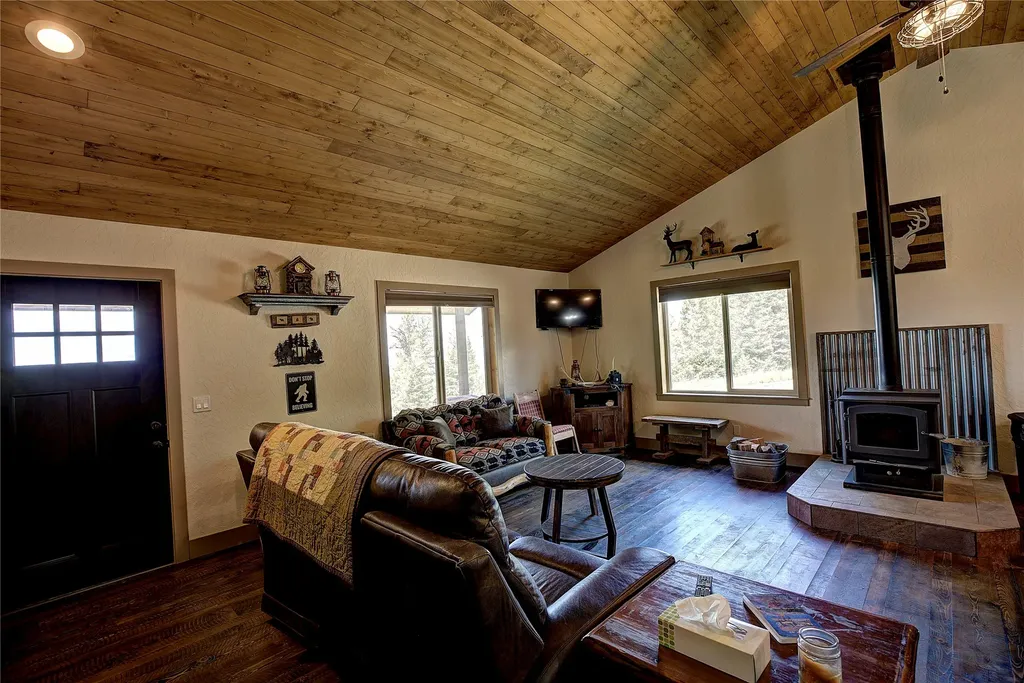 440 High Ridge Trail Kila MT 59920
