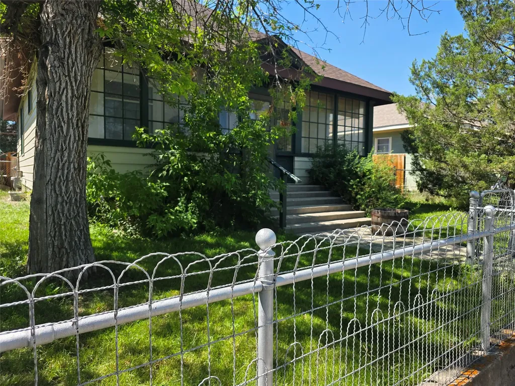 1609 Livingston Avenue Helena MT 59601