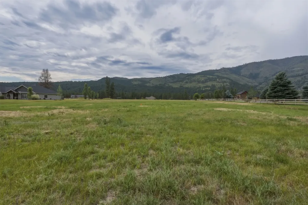 12196 Cowcatcher Drive Lolo MT 59847