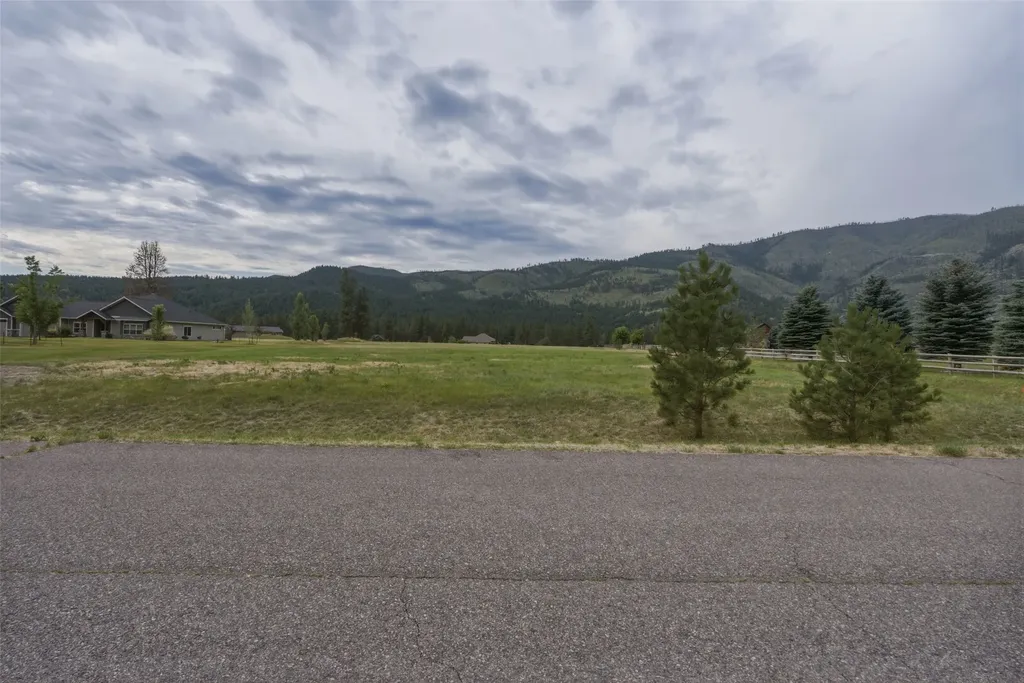 12196 Cowcatcher Drive Lolo MT 59847
