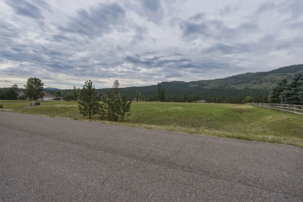 12196 Cowcatcher Drive Lolo MT 59847
