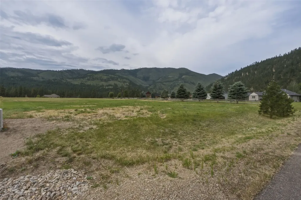 12196 Cowcatcher Drive Lolo MT 59847