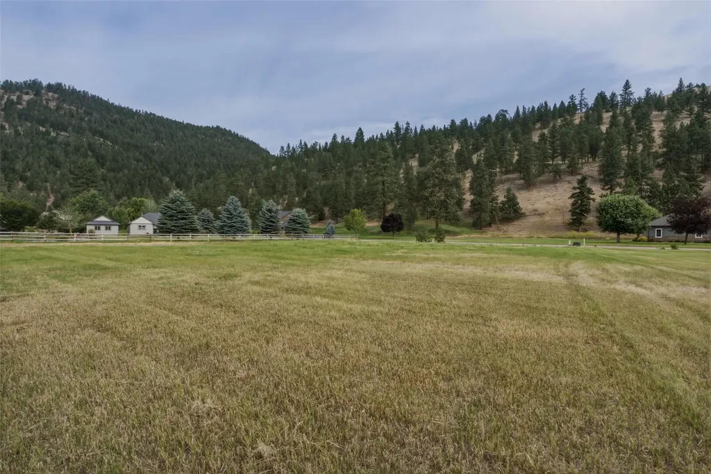 12196 Cowcatcher Drive Lolo MT 59847