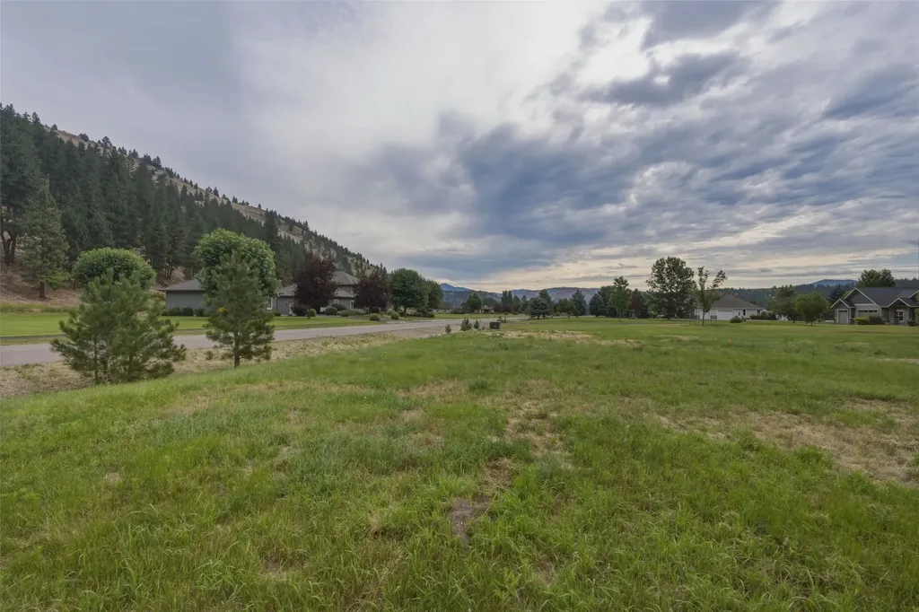 12196 Cowcatcher Drive Lolo MT 59847