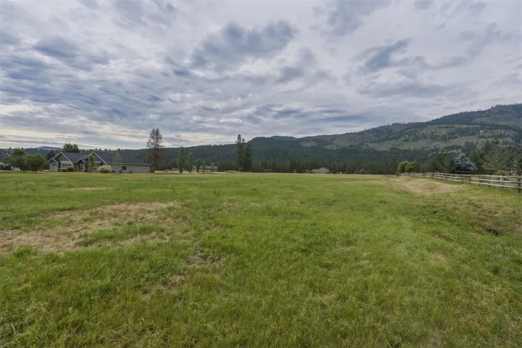 12196 Cowcatcher Drive Lolo MT 59847