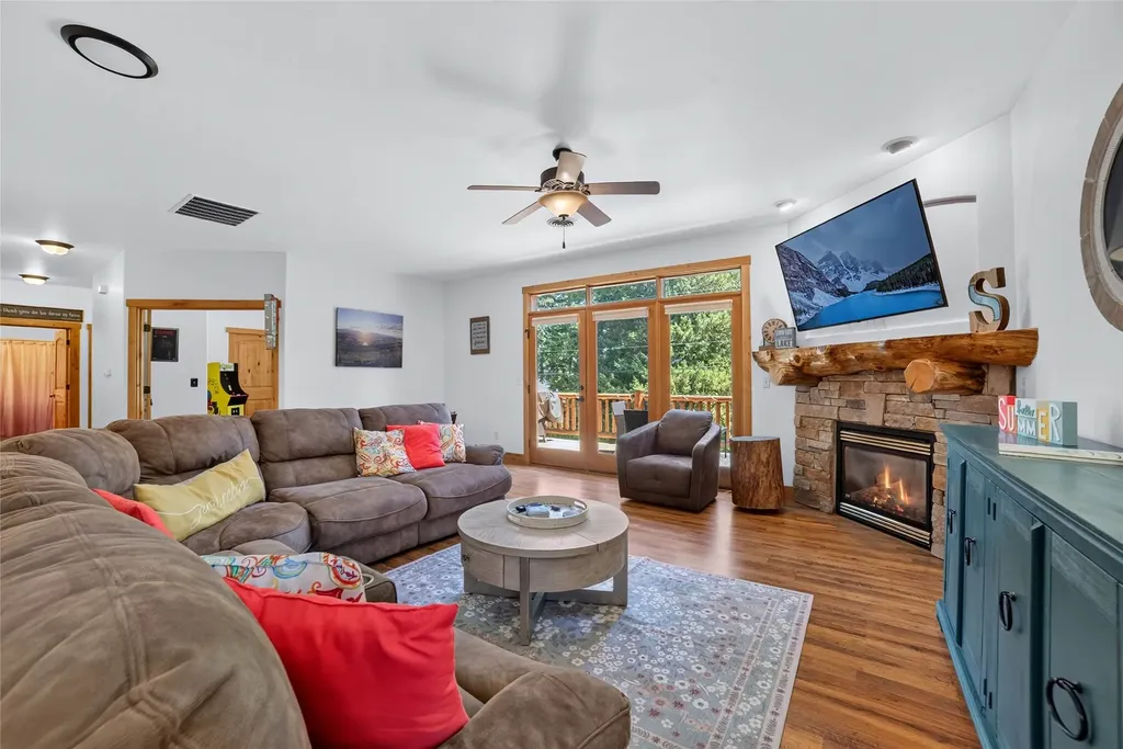 396 N Juniper Bay Road Somers MT 59932