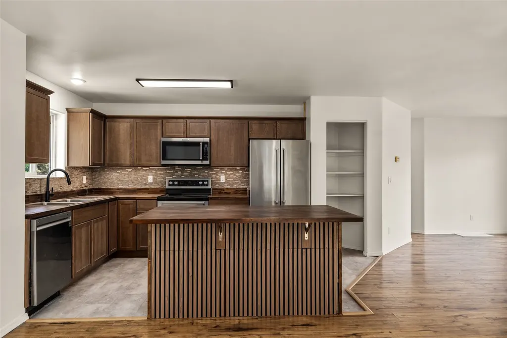 5 Darlene Road Columbia Falls MT 59912