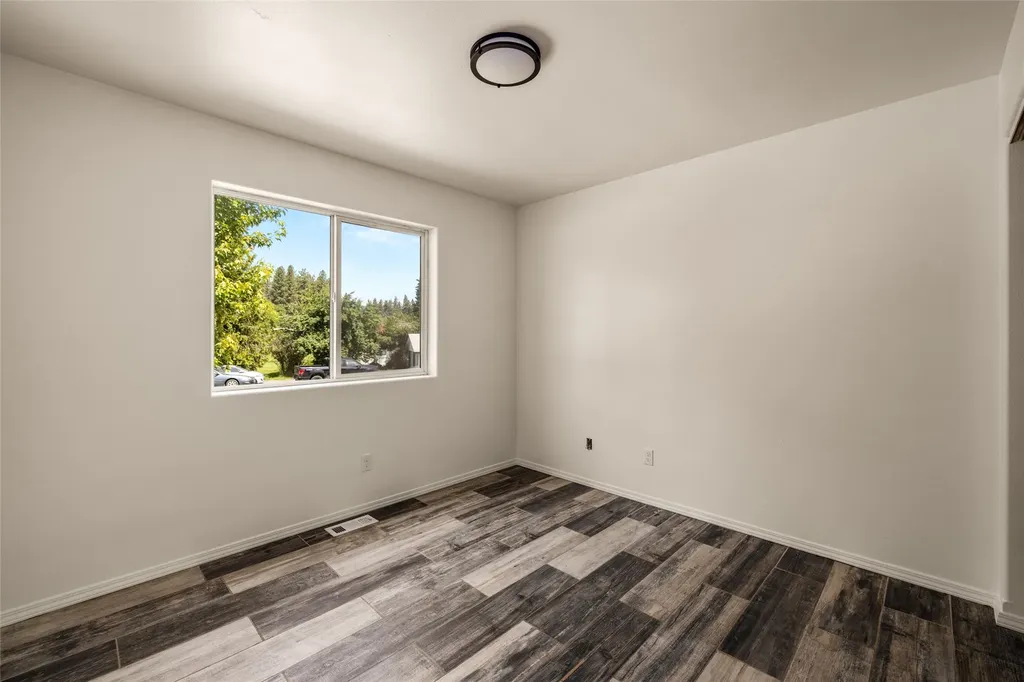 5 Darlene Road Columbia Falls MT 59912