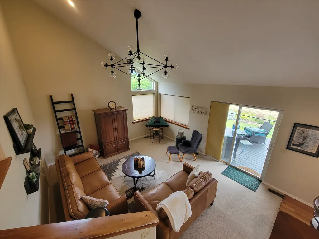 2 Mcneil Lane Plains MT 59859