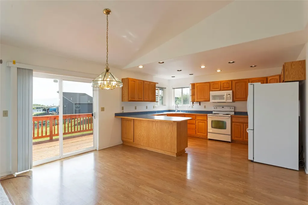 39445 Lakeview Drive Polson MT 59860