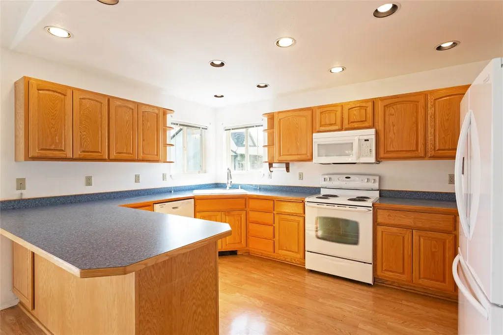 39445 Lakeview Drive Polson MT 59860