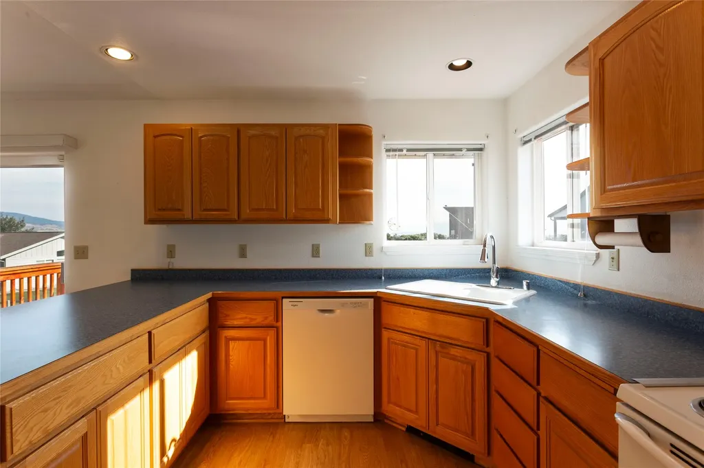 39445 Lakeview Drive Polson MT 59860