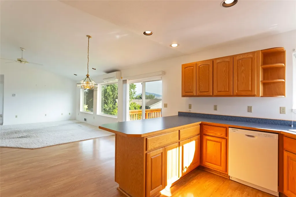 39445 Lakeview Drive Polson MT 59860