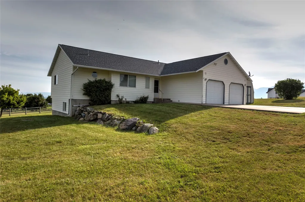 39445 Lakeview Drive Polson MT 59860