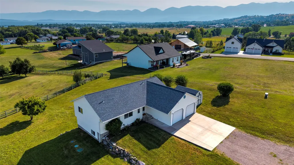 39445 Lakeview Drive Polson MT 59860