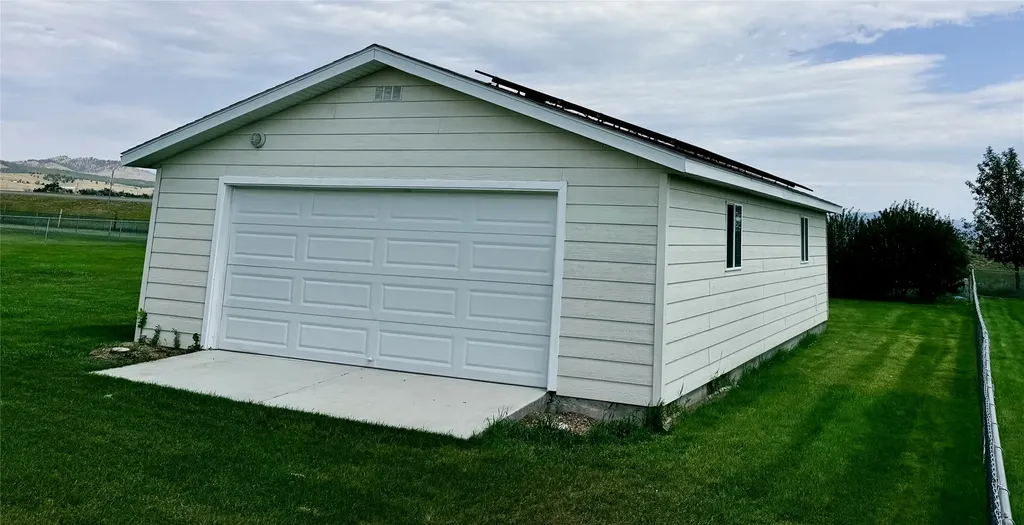 5855 Winter Wheat Drive Helena MT 59602