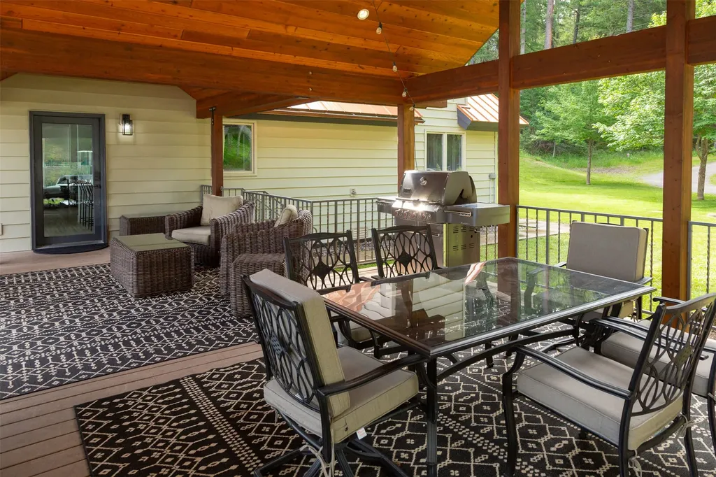 223 Lake Blaine Drive Kalispell MT 59901