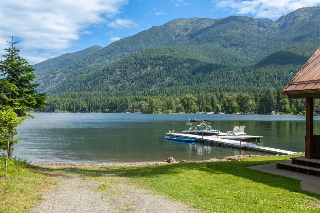 223 Lake Blaine Drive Kalispell MT 59901
