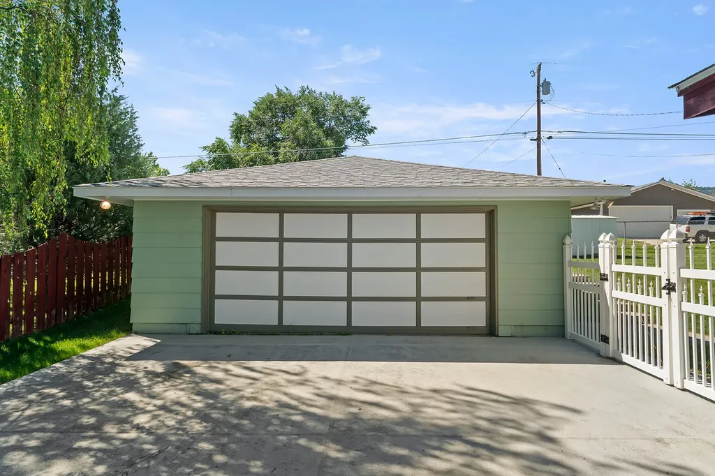 2017 Highland Street Helena MT 59601