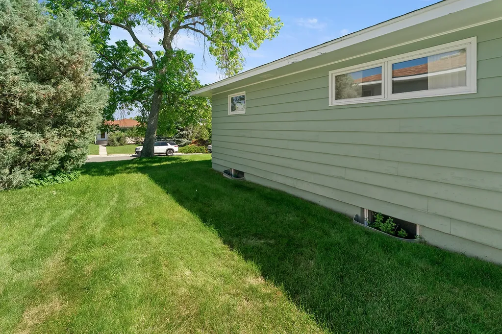 2017 Highland Street Helena MT 59601