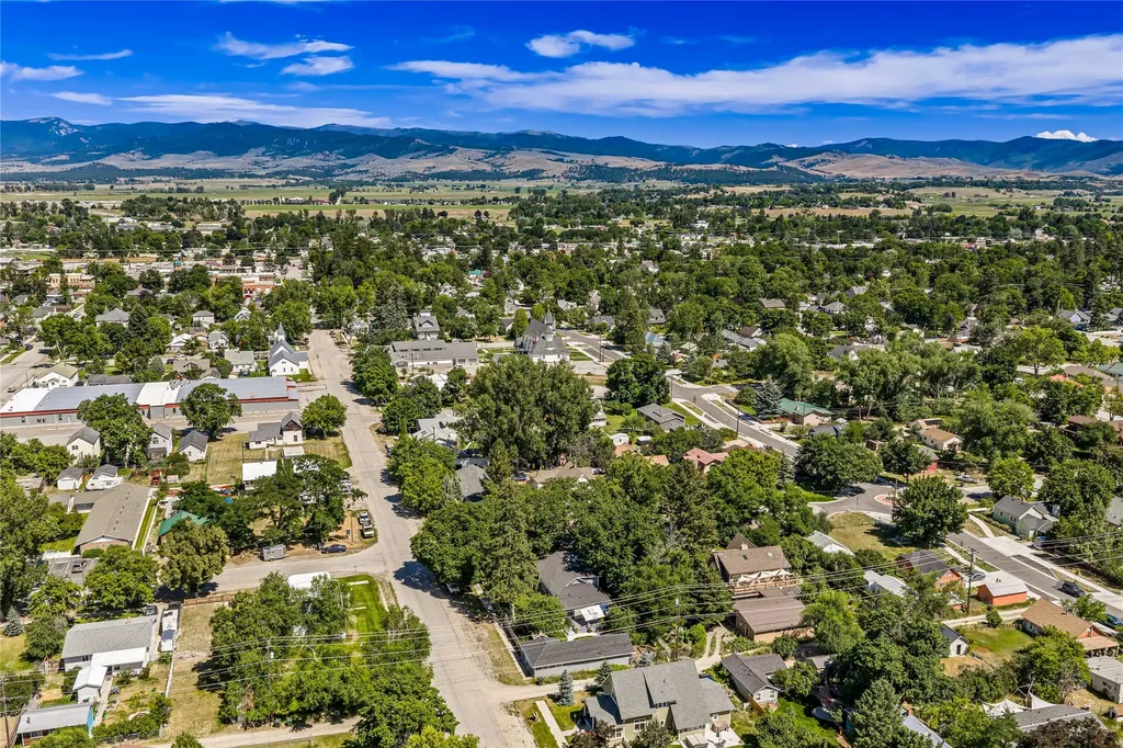 403 S 7th Street Hamilton MT 59840