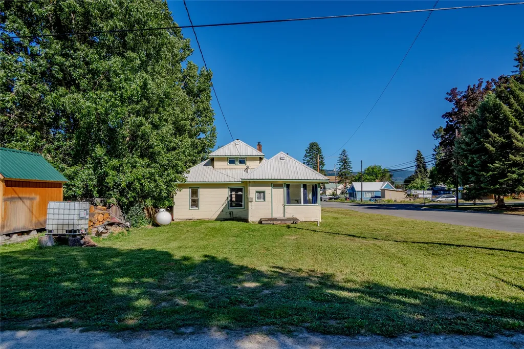 322 Nevada Avenue Libby MT 59923
