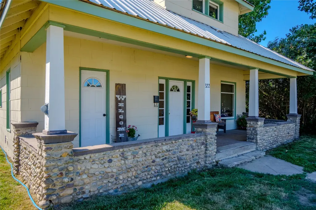 322 Nevada Avenue Libby MT 59923
