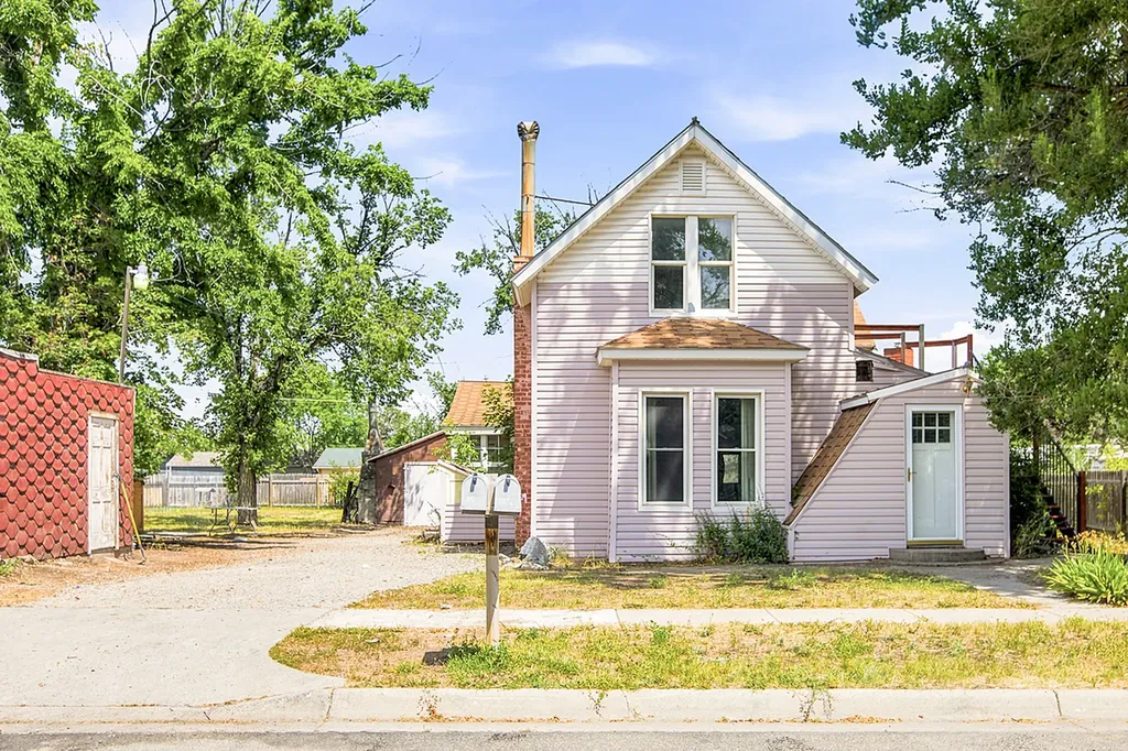 1624 Chestnut Street Helena MT 59601