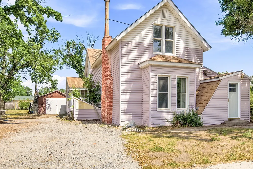 1624 Chestnut Street Helena MT 59601