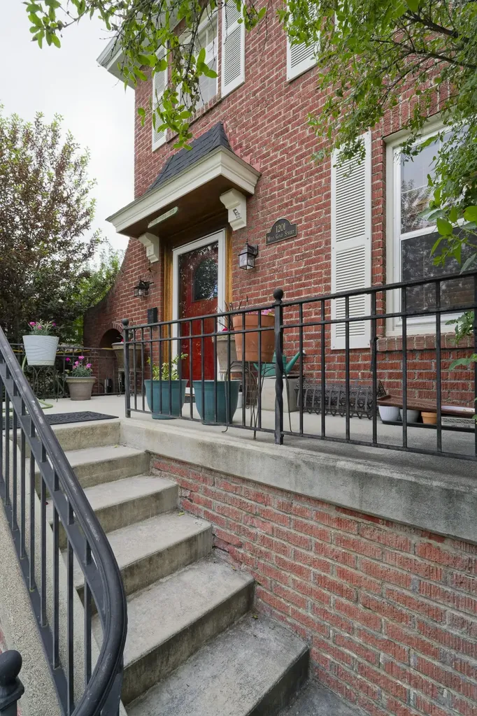 1201 W Gold Street Butte MT 59701