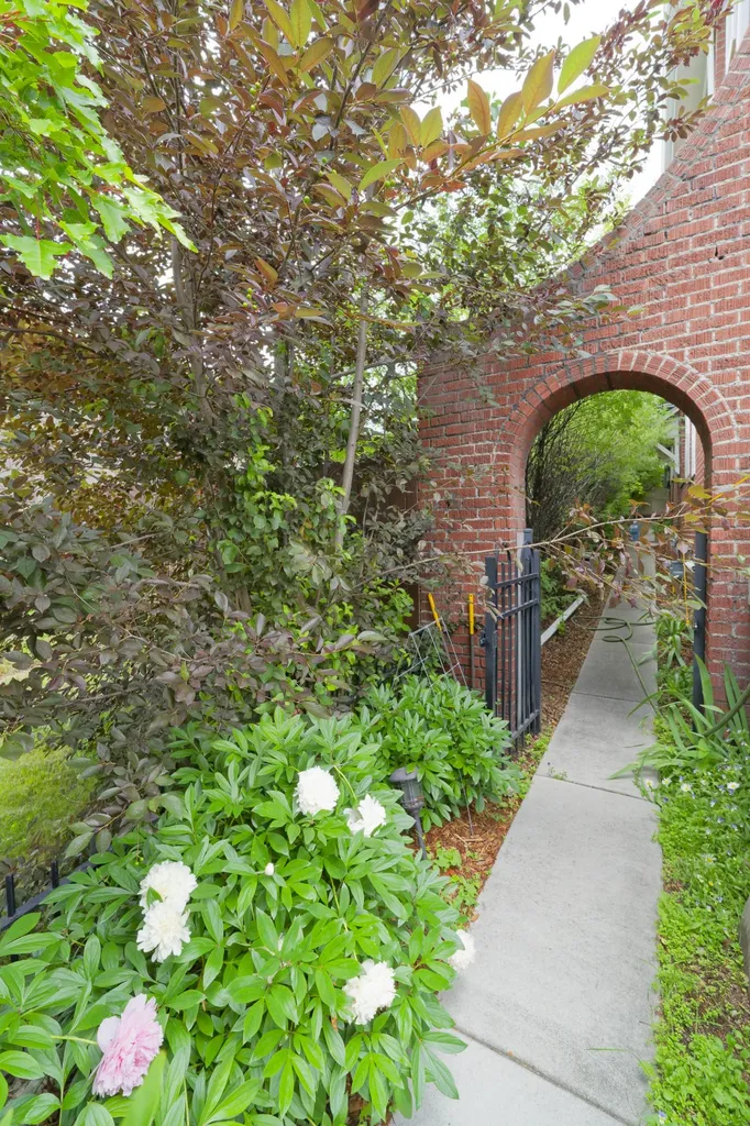 1201 W Gold Street Butte MT 59701