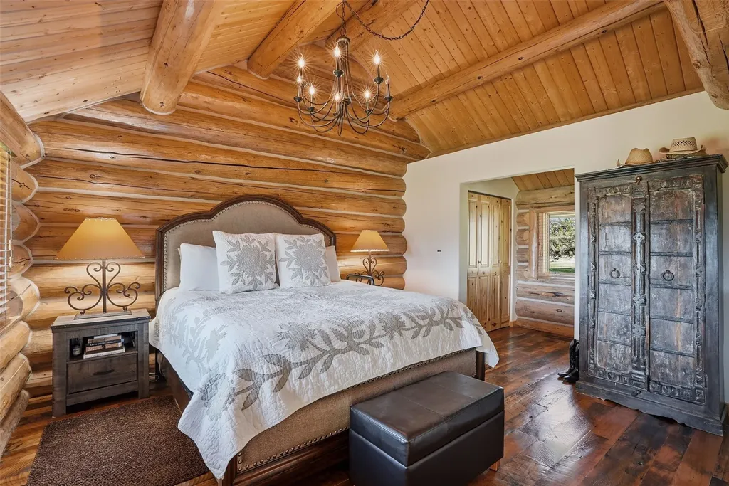 533 Diamond 3 Road Corvallis MT 59828