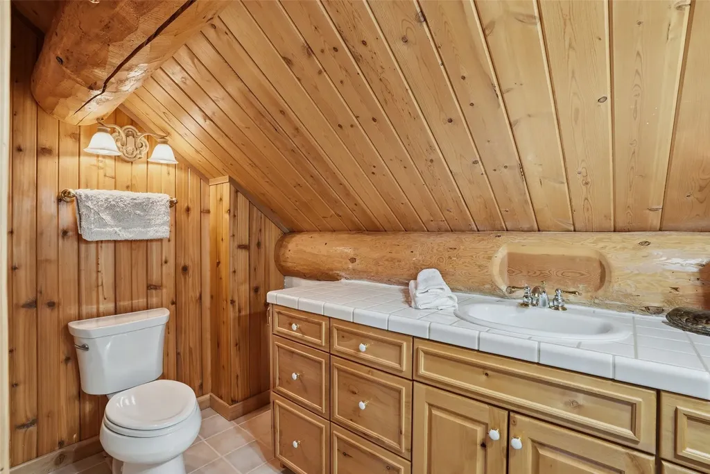533 Diamond 3 Road Corvallis MT 59828