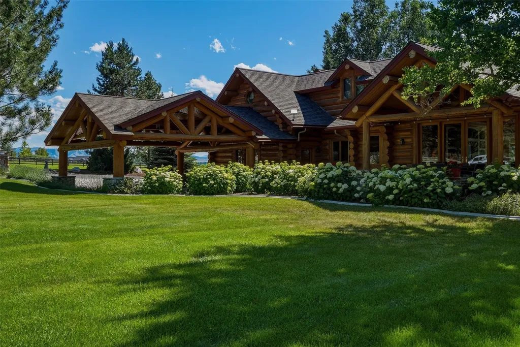 533 Diamond 3 Road Corvallis MT 59828