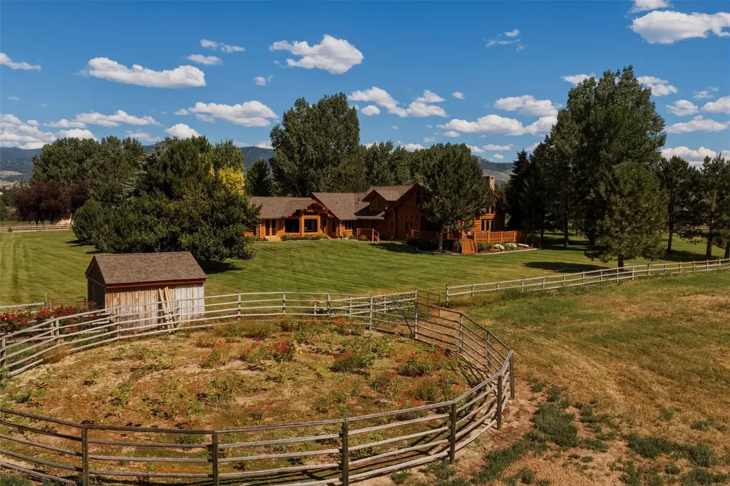 533 Diamond 3 Road Corvallis MT 59828