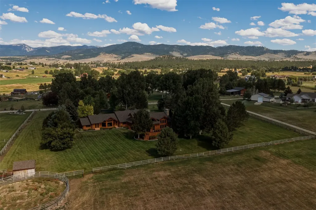 533 Diamond 3 Road Corvallis MT 59828