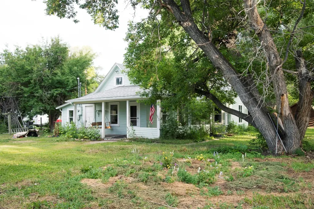 306 4th Avenue SW Choteau MT 59422