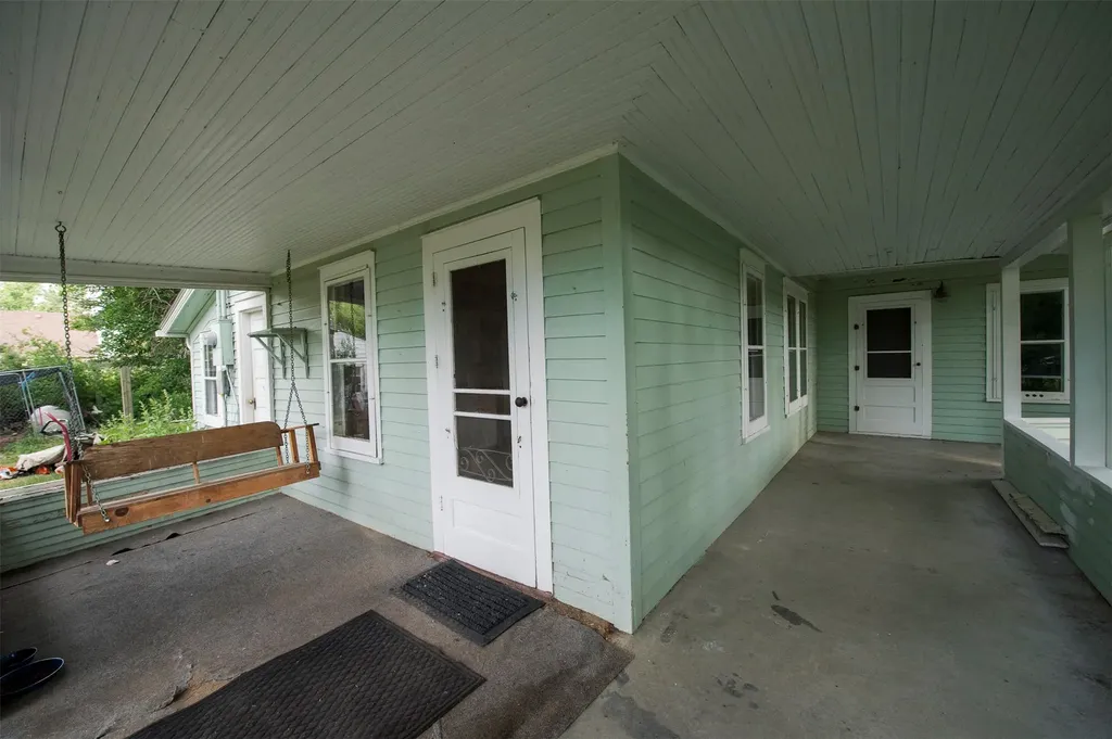 306 4th Avenue SW Choteau MT 59422