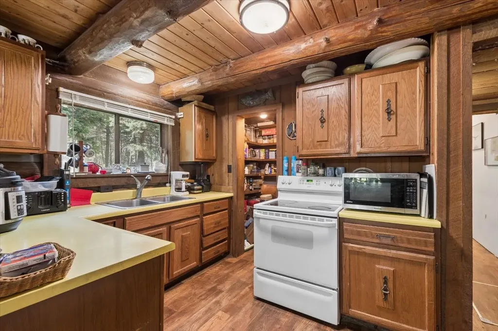 1105 Mountain Meadow Road Kalispell MT 59901